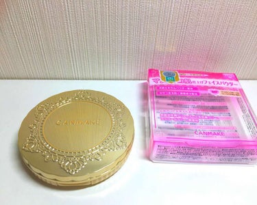 キャンメイクのマシュマロフィニッシュパウダーのMP(マットピンクオークル)を使いました！

使ってみた感想ですが肌につけたら塗り心地がよく、テカリを抑えてくれてとても凄いです！
毛穴も少し目立たなくなり