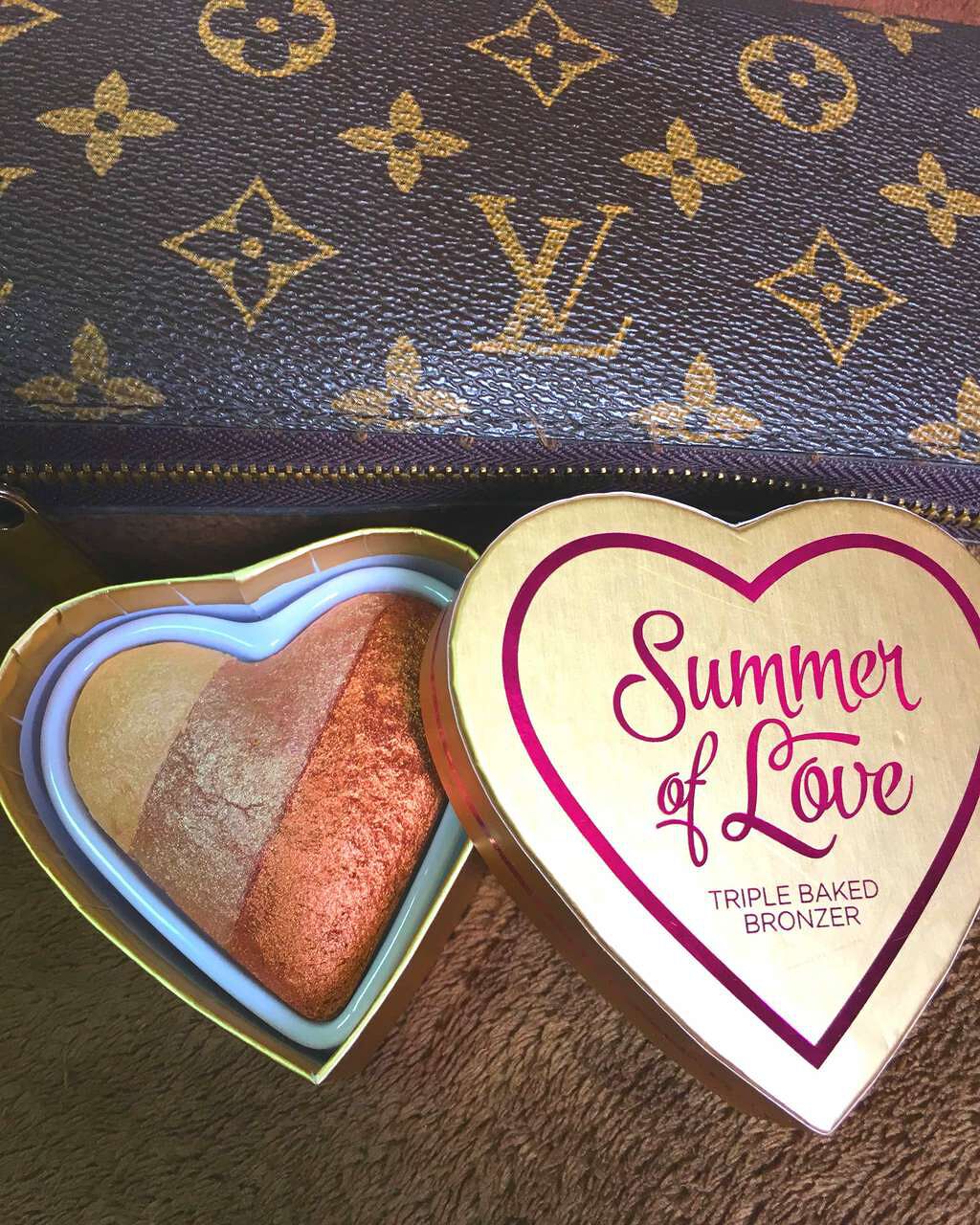 ブラッシング ハート/MAKEUP REVOLUTION/パウダーチークを使ったクチコミ(1枚目)