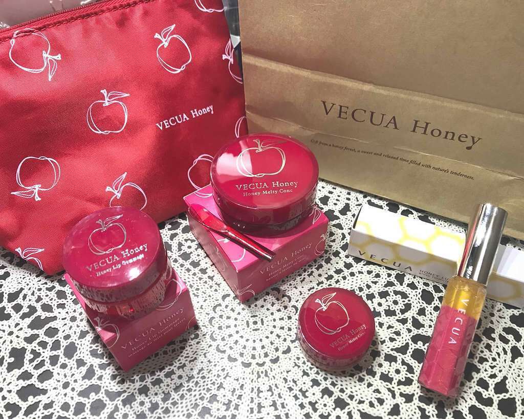 ハニーラスター r/ROAlív/リップグロスを使ったクチコミ(1枚目)