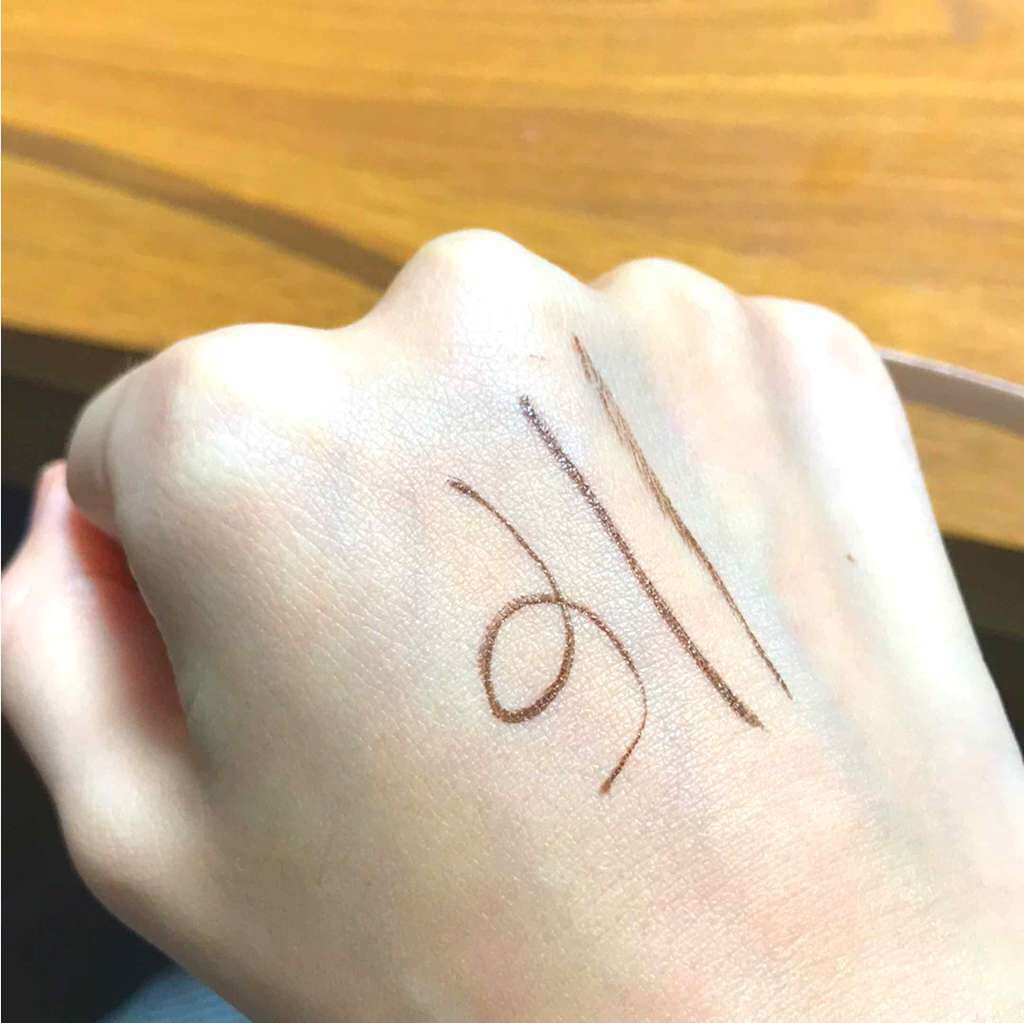 スーパーシャープライナーEX/KATE/リキッドアイライナーを使ったクチコミ(2枚目)