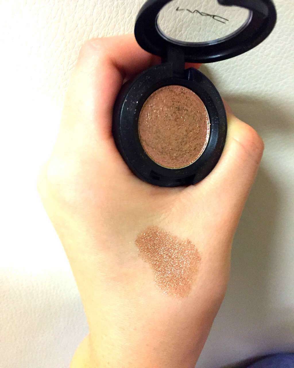 スモール アイシャドウ/M・A・C/単色アイシャドウを使ったクチコミ(1枚目)