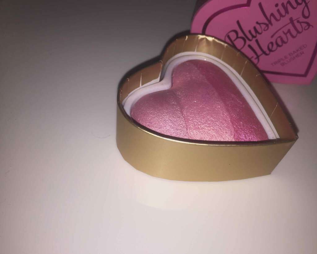 ブラッシング ハート/MAKEUP REVOLUTION/パウダーチークを使ったクチコミ(2枚目)