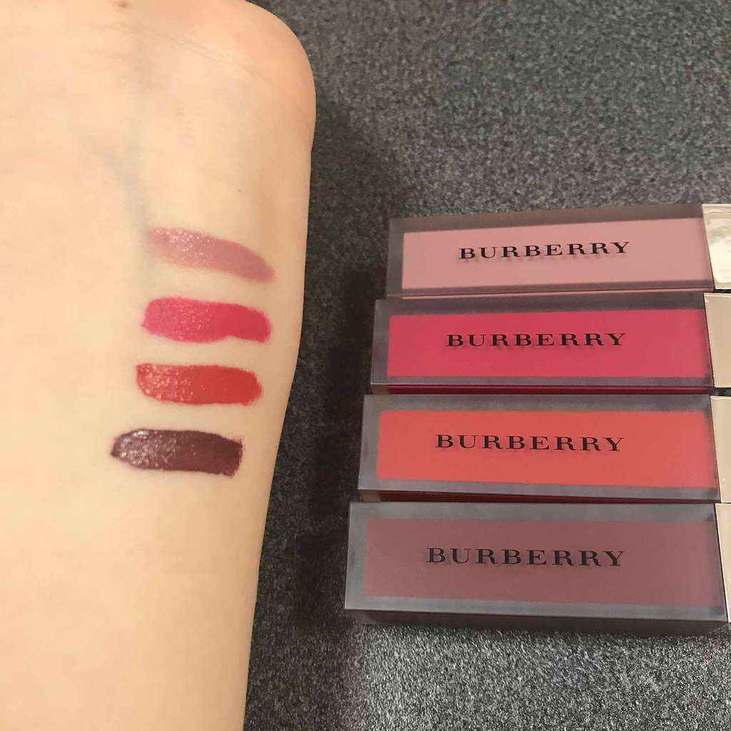 リキッド リップベルベット/Burberry Beauty/口紅を使ったクチコミ(2枚目)