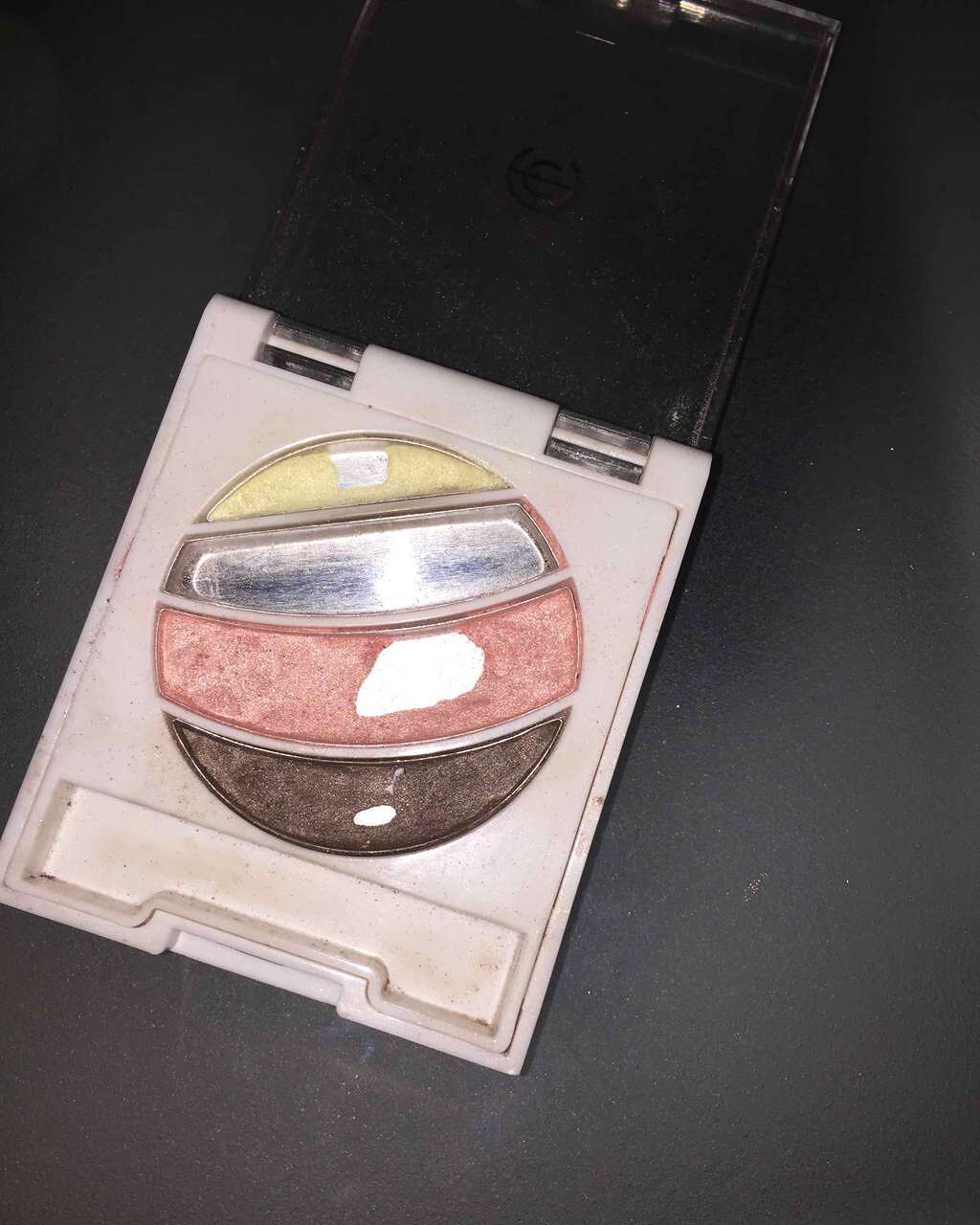 AC きらきらアイシャドウM/AC MAKEUP/アイシャドウパレットを使ったクチコミ(1枚目)