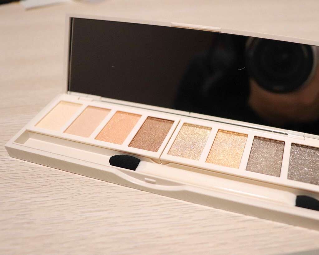 グラマラスヌード アイパレット (クリスマスコフレ 2017)/Visée/メイクアップキットを使ったクチコミ(2枚目)