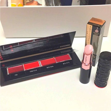 PAUL & JOE BEAUTE ポールアンドジョーボックス 2017 8月号のクチコミ「11月のマイリトルボックスです( ˊ̱˂˃ˋ̱ )❣️
今年一月から、毎月のお楽しみに購入し.....」(3枚目)