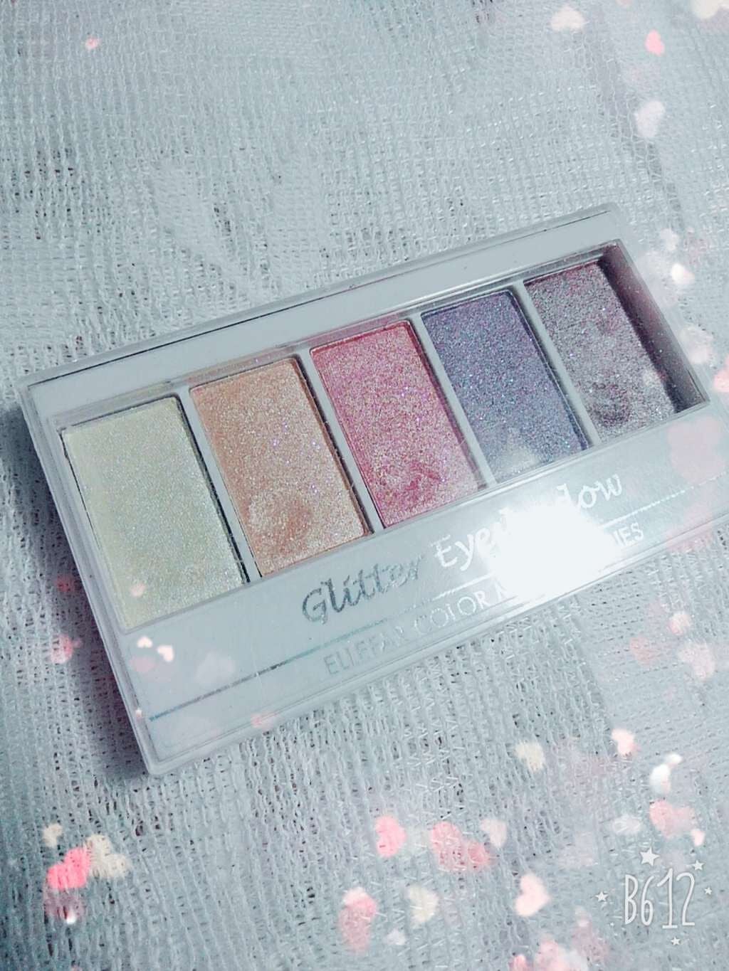 エルファー グリッターアイシャドウ/DAISO/アイシャドウパレットを使ったクチコミ(1枚目)