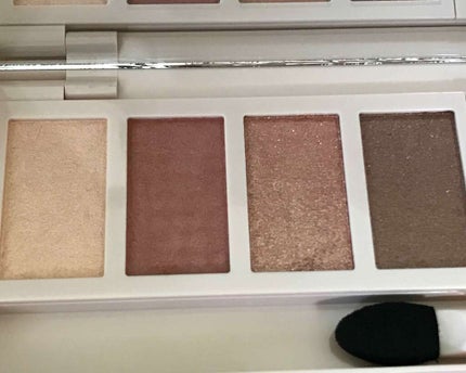 グラマラスヌード アイパレット (クリスマスコフレ 2017)/Visée/メイクアップキットを使ったクチコミ(2枚目)