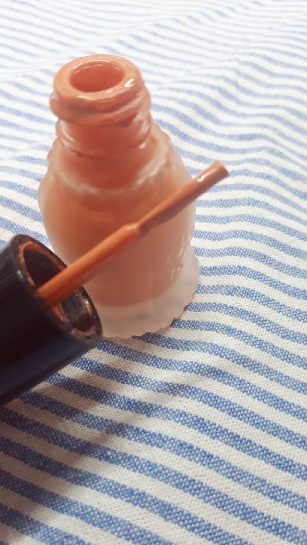 クリーム・デ・チーク/MAJOLICA MAJORCA/ジェル・クリームチークを使ったクチコミ(2枚目)