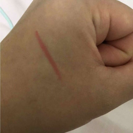 プラチナム 顔色アップ エッセンスルージュ/エルシア/口紅を使ったクチコミ(3枚目)