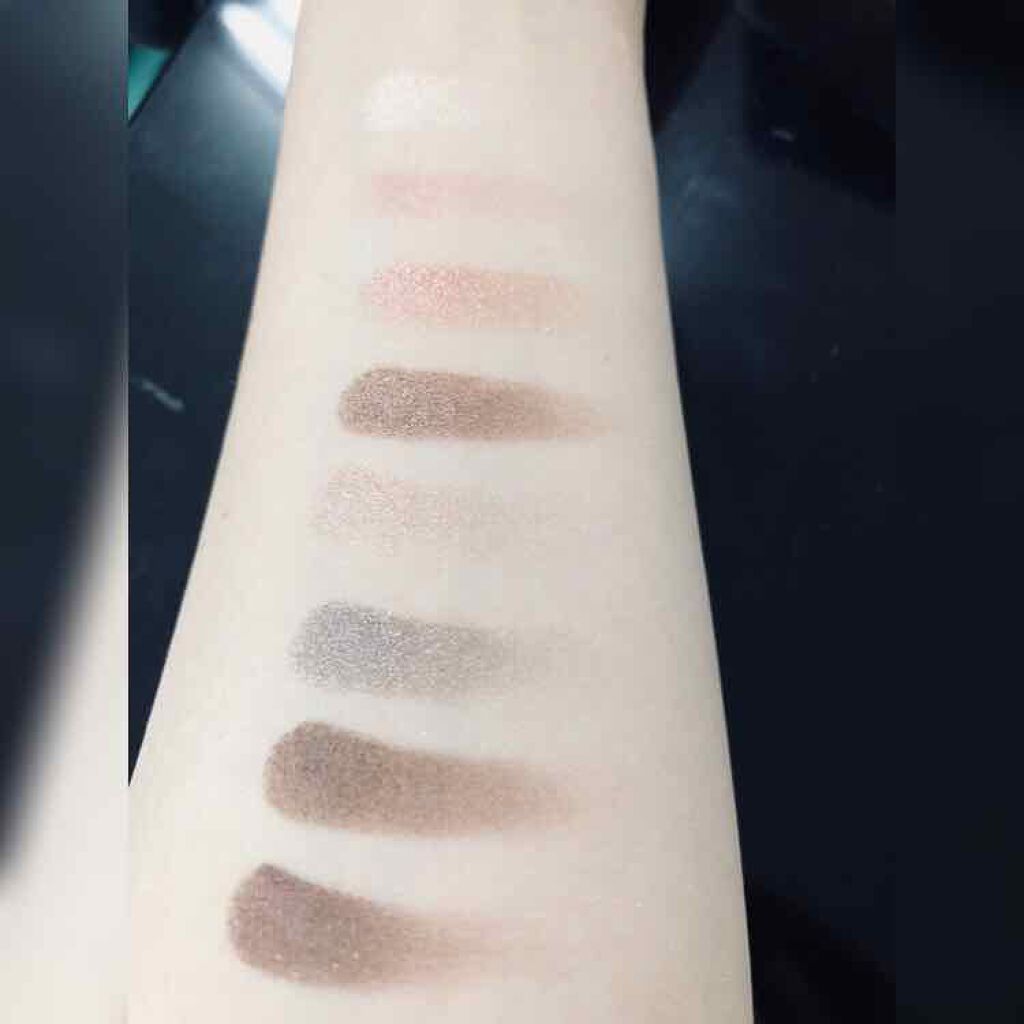 グラマラスヌード アイパレット (クリスマスコフレ 2017)/Visée/メイクアップキットを使ったクチコミ(2枚目)