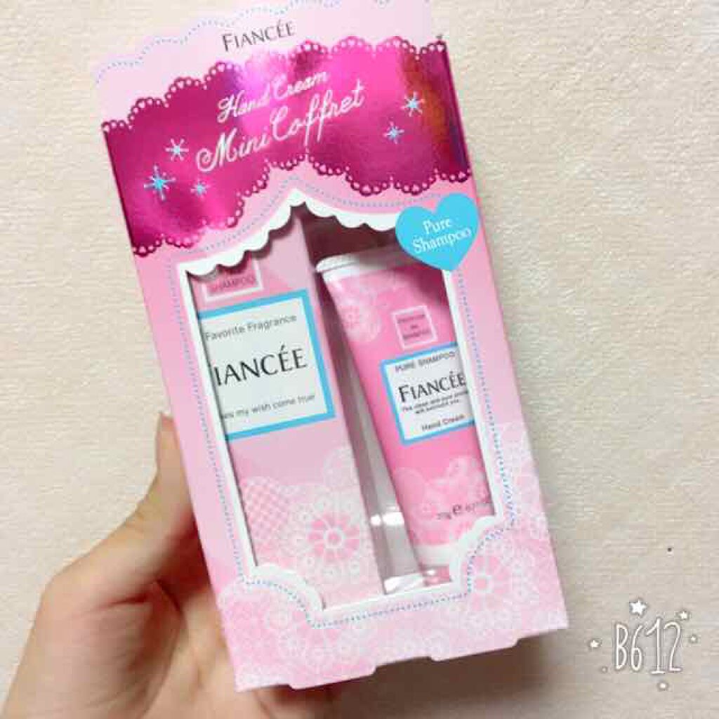 ボディミスト ピュアシャンプーの香り【パッケージリニューアル】/フィアンセ/香水(レディース)を使ったクチコミ（1枚目）