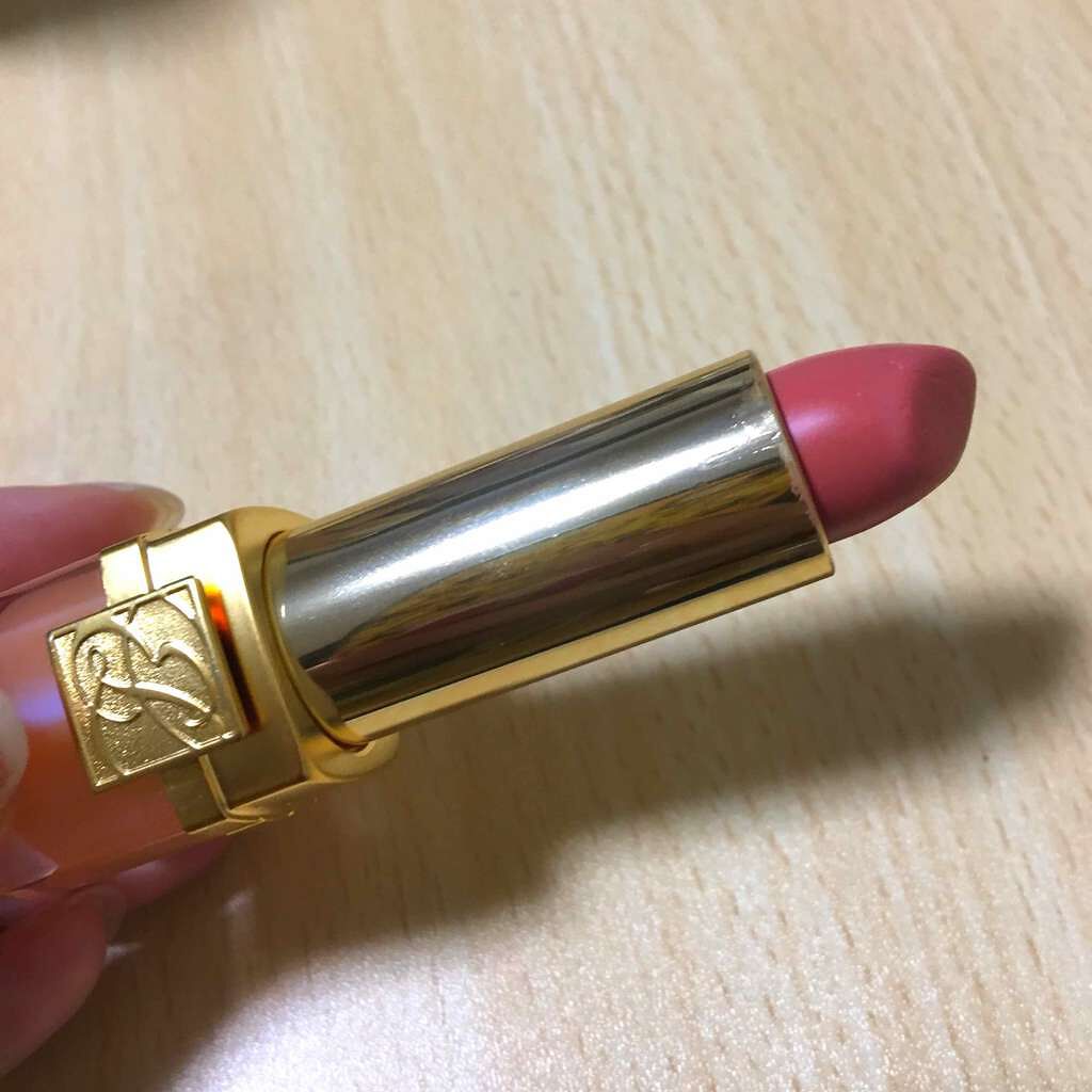 ピュア カラー クリスタル シアー リップスティック/ESTEE LAUDER/口紅を使ったクチコミ(2枚目)