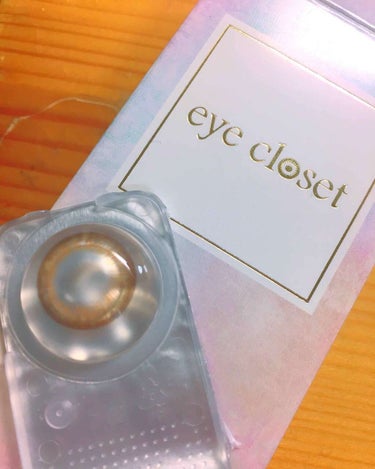 eye closet 1day
スウィートシリーズ 14.2mm （1箱10枚）

【スウィートブラウン】




期間限定？？ 初めて買う方に限って、1箱540円で販売していたので、即購入しました！
