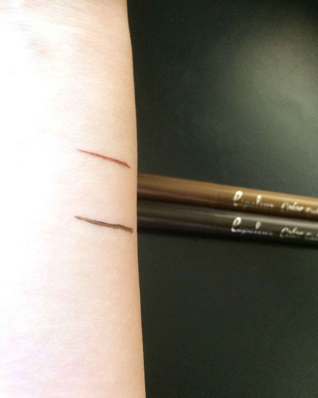 エスポルールカラーアイライナー/エスポルール/リキッドアイライナーを使ったクチコミ(2枚目)