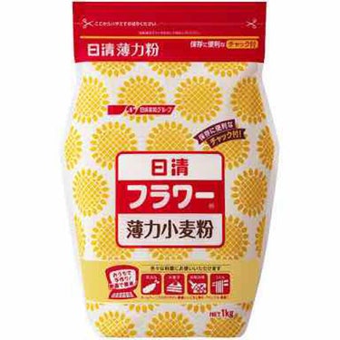 💗🤪小麦粉パック🤪💗

私は地黒でずっと白くなりたいって思ってて調べて見たら小麦粉パックがいいと書いてあったのでやってみました！

作り方は小麦粉に水を加えて混ぜるだけです！
顔全体に塗ってだいたい15