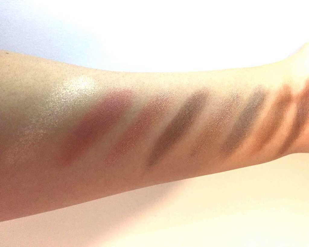 グラマラスヌード アイパレット (クリスマスコフレ 2017)/Visée/メイクアップキットを使ったクチコミ（3枚目）