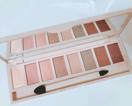 グラマラスヌード アイパレット (クリスマスコフレ 2017)/Visée/メイクアップキットを使ったクチコミ(2枚目)