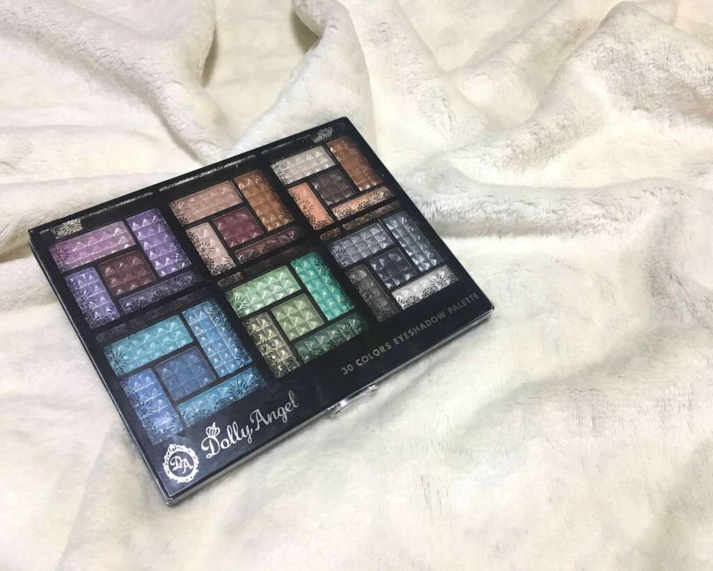 30COLORSEYESHADOWPALETTE/Dolly Angel/アイシャドウパレットを使ったクチコミ(1枚目)