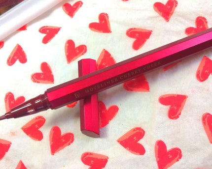 モテライナー リキッド/UZU BY FLOWFUSHI/リキッドアイライナーを使ったクチコミ(1枚目)