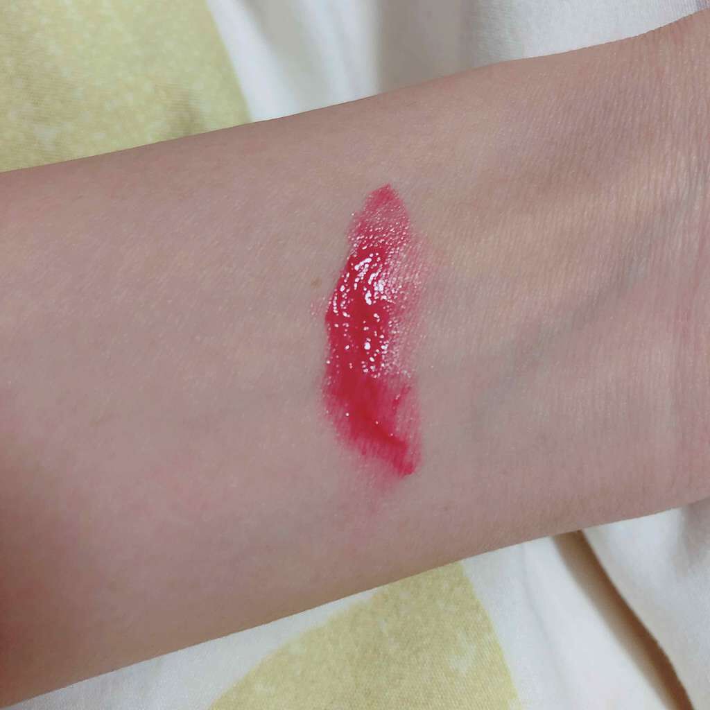 ラスティンググロスリップ/CEZANNE/口紅を使ったクチコミ(3枚目)