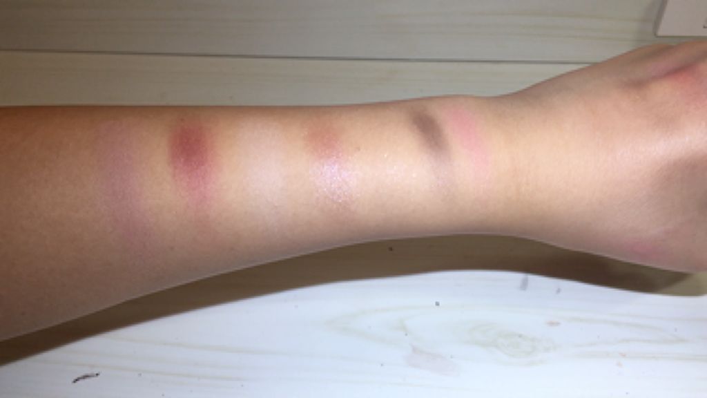 ユニバース マルチパレット/ETUDE/メイクアップキットの動画クチコミ1つ目