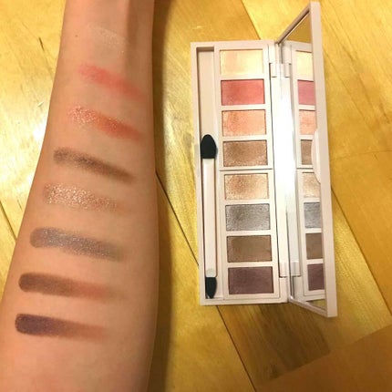 グラマラスヌード アイパレット (クリスマスコフレ 2017)/Visée/メイクアップキットを使ったクチコミ(3枚目)