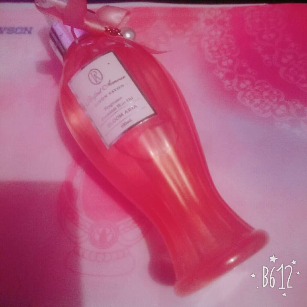 フレグランス プレミアム ヘアオイル/パルフェタムール サボンサボン/ヘアオイルを使ったクチコミ(1枚目)