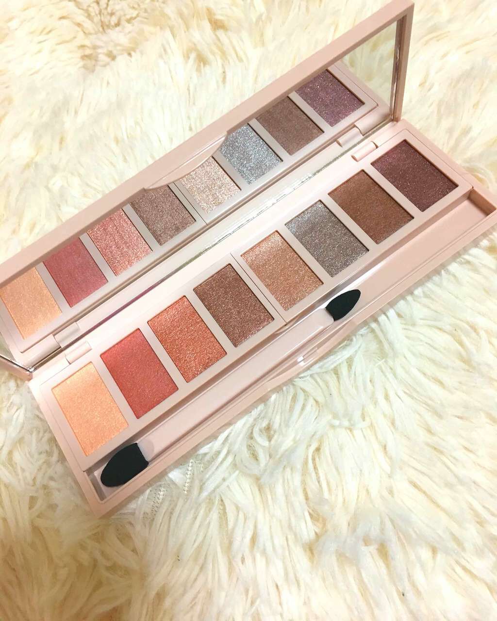 グラマラスヌード アイパレット (クリスマスコフレ 2017)/Visée/メイクアップキットを使ったクチコミ(2枚目)