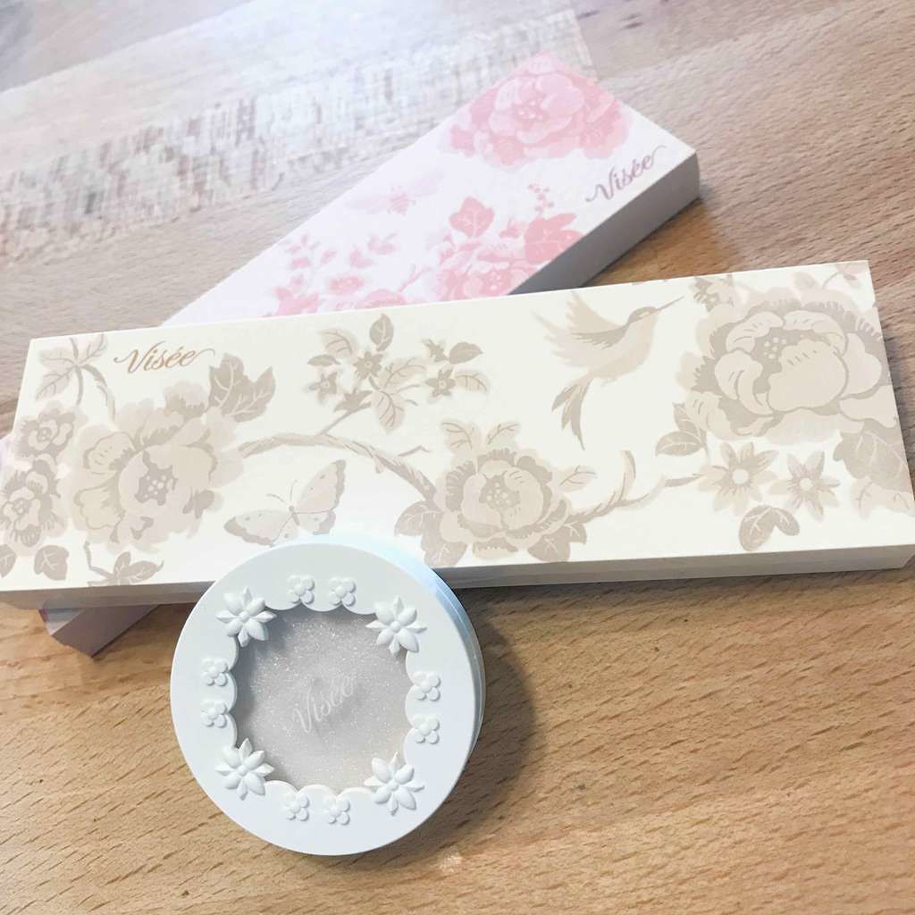 プチプラクリスマスコフレの大本命!KATEとヴィセリシェのクリスマスコフレを紹介♡のサムネイル