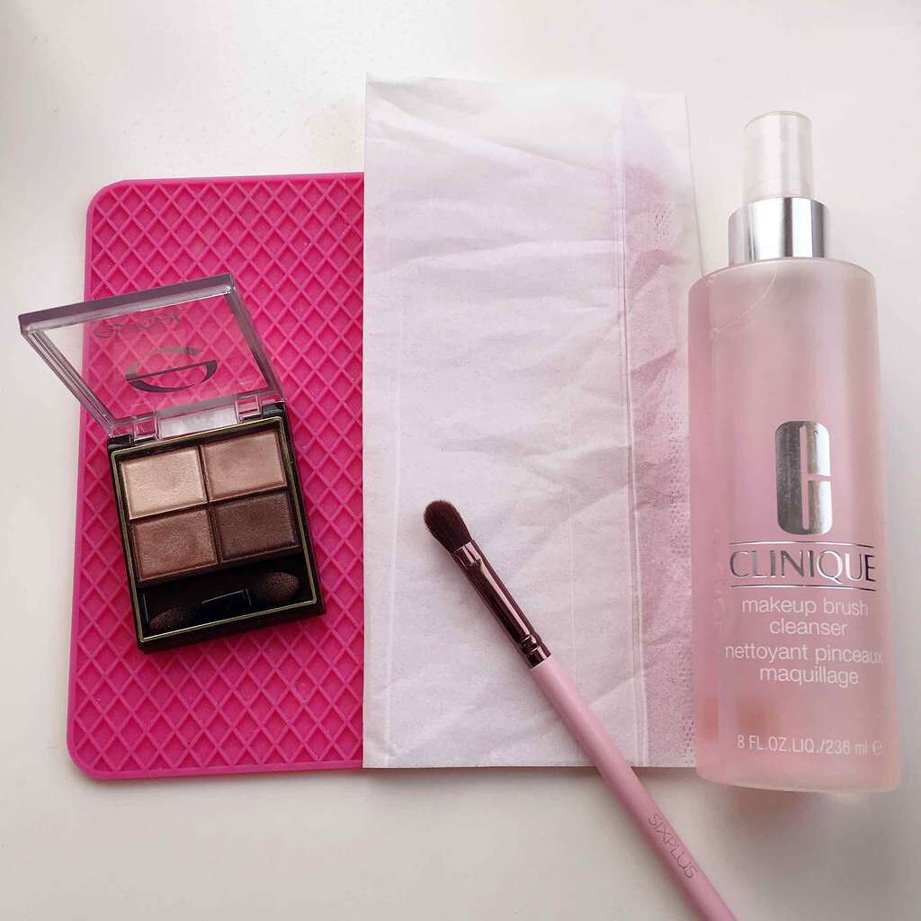メークアップ ブラシ クレンザー/CLINIQUE/その他化粧小物を使ったクチコミ(2枚目)