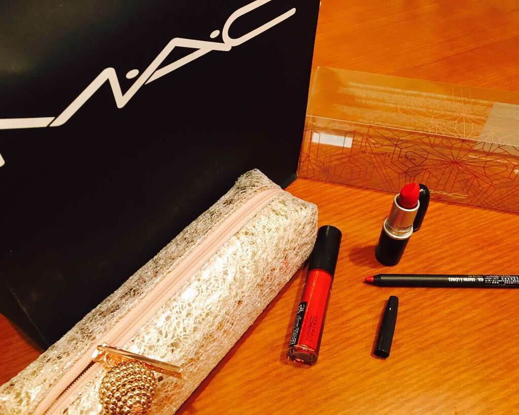 スノーボール リップ バッグ 【ホリデーコレクション 2017】/M・A・C/メイクアップキットを使ったクチコミ（1枚目）