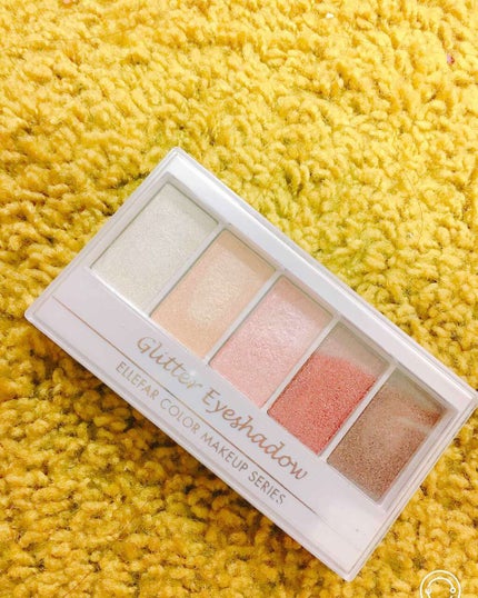 エルファー グリッターアイシャドウ/DAISO/アイシャドウパレットを使ったクチコミ(1枚目)