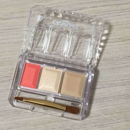 シークレットカラーアイズ/キャンメイク/アイシャドウパレットを使ったクチコミ(2枚目)