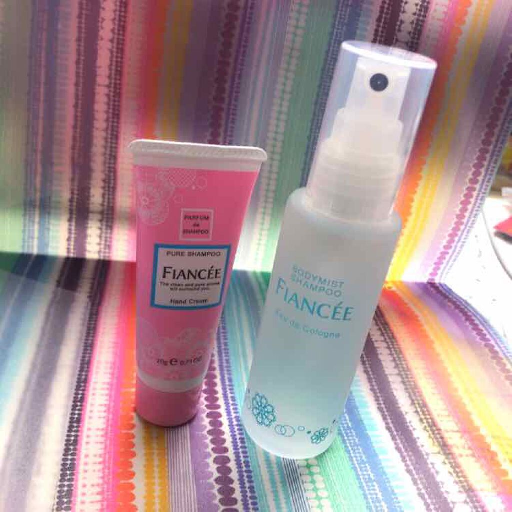 ボディミスト ピュアシャンプーの香り【パッケージリニューアル】/フィアンセ/香水(レディース)を使ったクチコミ（3枚目）