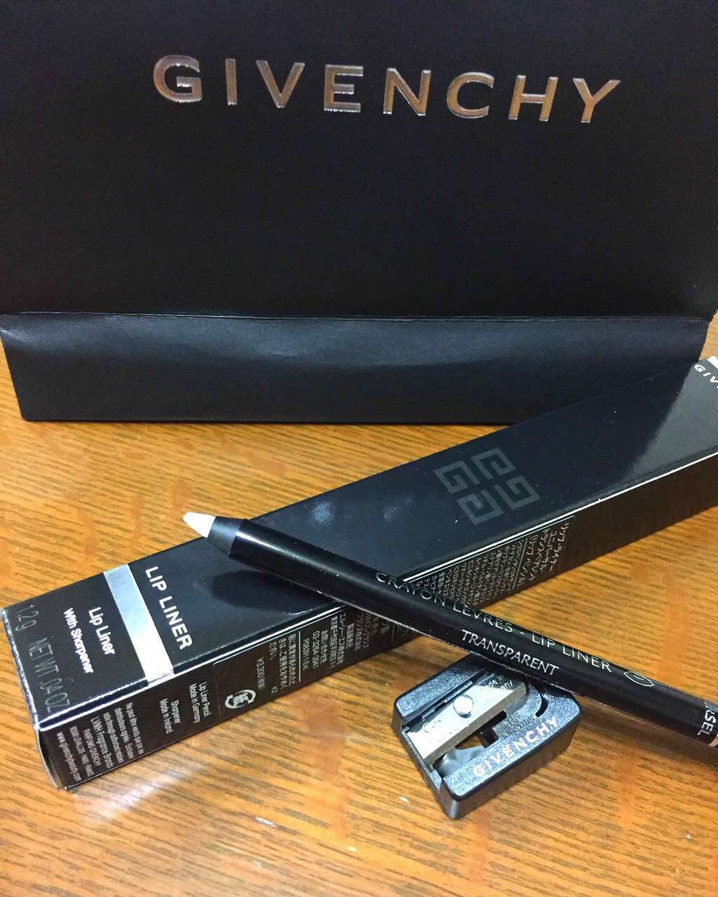 リップ・ライナー/GIVENCHY/リップライナーを使ったクチコミ(1枚目)