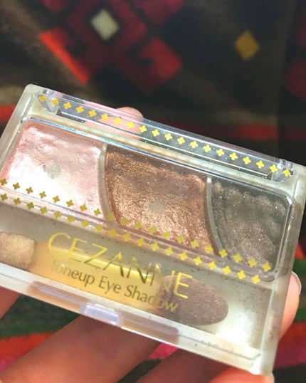 トーンアップアイシャドウ/CEZANNE/アイシャドウパレットを使ったクチコミ(1枚目)