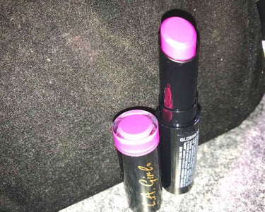 サンキューマート マットリップのクチコミ「サンキューマートで購入した口紅💄💋
発色が結構好きなので安いし気になってみて購入してみました！.....」（2枚目）