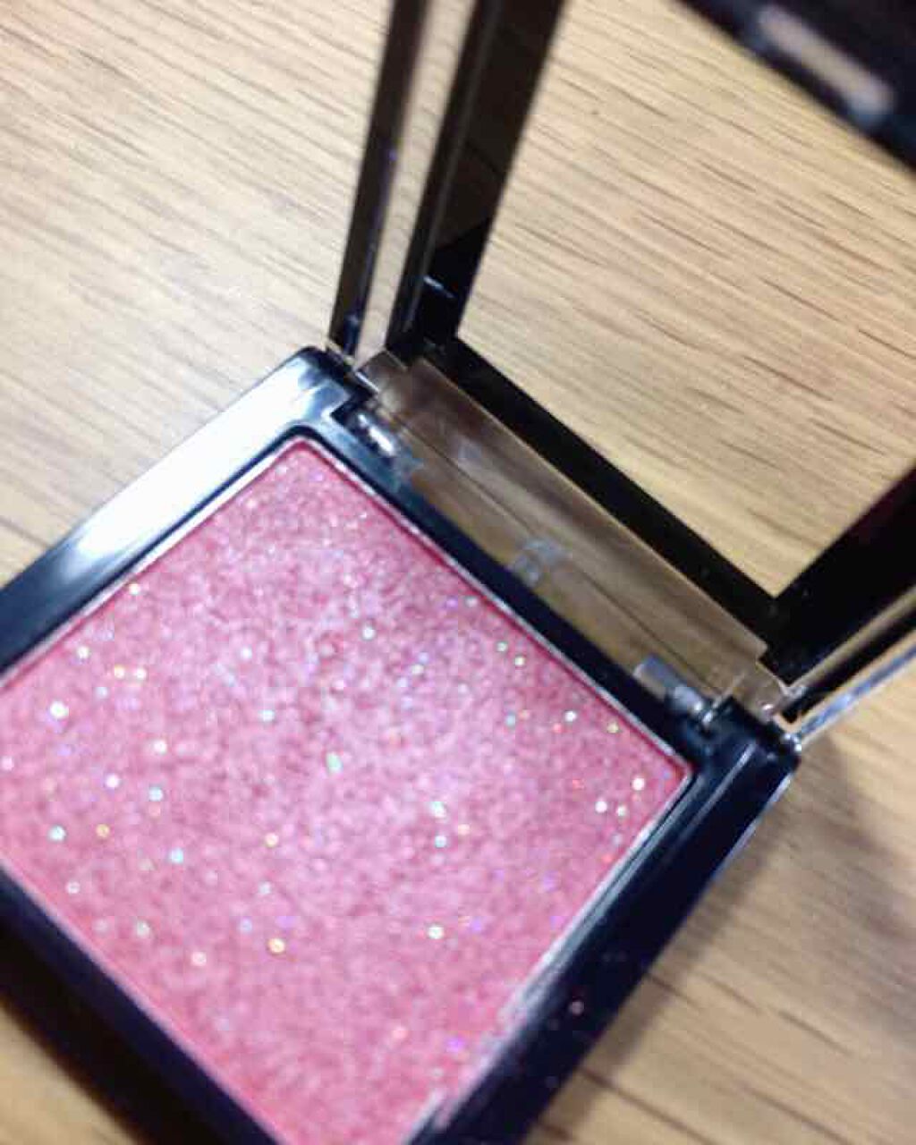 シングルアイシャドウ/マリブビューティー/単色アイシャドウを使ったクチコミ（2枚目）