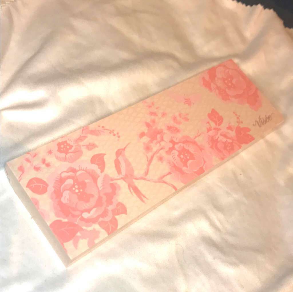 グラマラスヌード アイパレット (クリスマスコフレ 2017)/Visée/メイクアップキットを使ったクチコミ(2枚目)