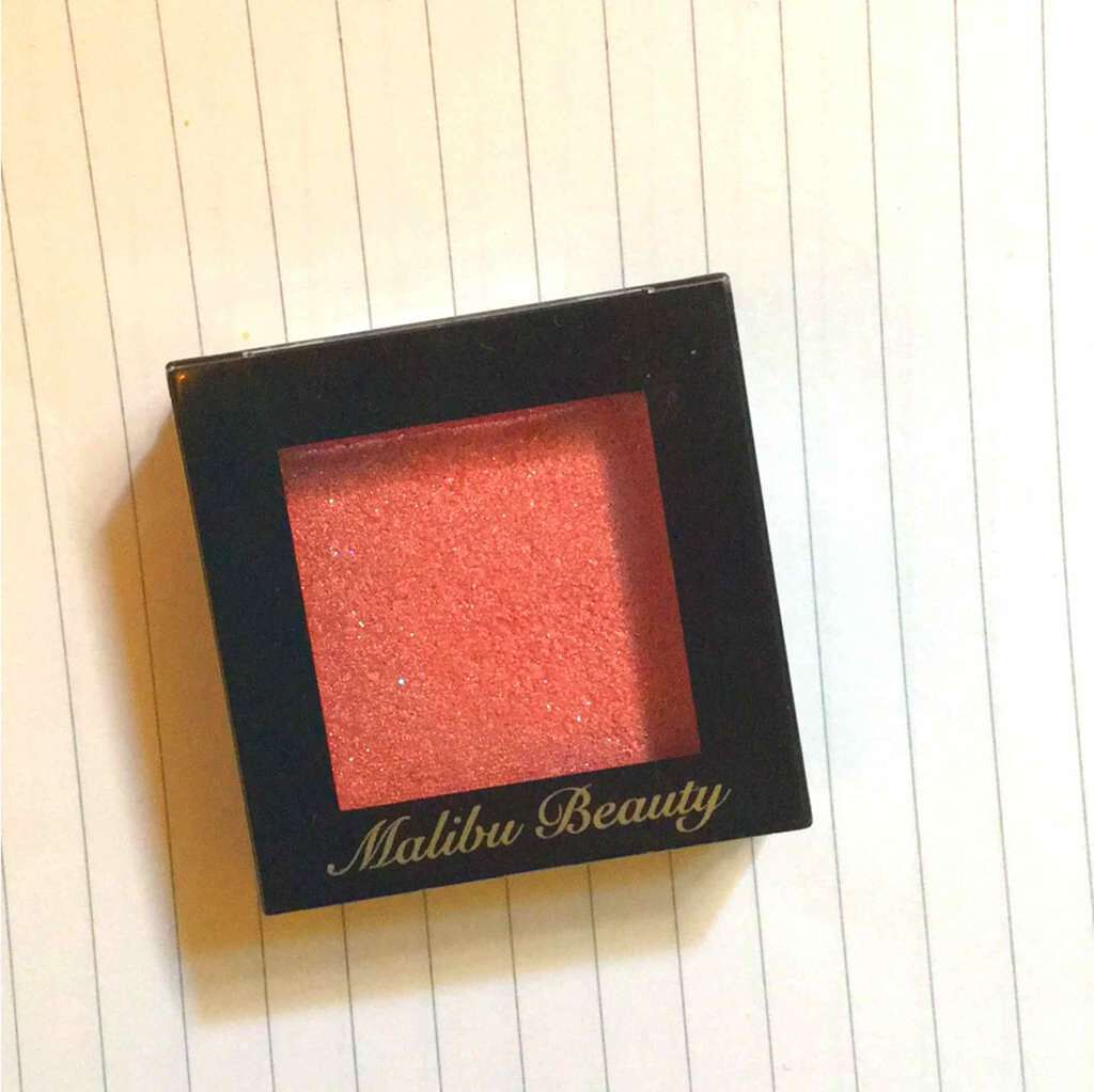 シングルアイシャドウ/マリブビューティー/単色アイシャドウを使ったクチコミ(1枚目)