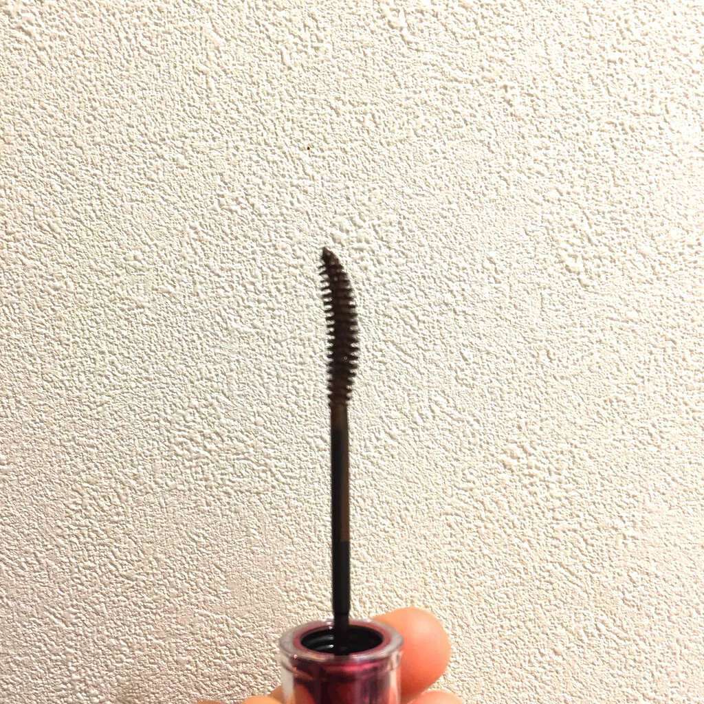 モテマスカラ ONE リフトアップ/UZU BY FLOWFUSHI/マスカラを使ったクチコミ(2枚目)