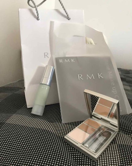 スーパーベーシック コンシーラーパクト/RMK/パレットコンシーラーを使ったクチコミ(1枚目)