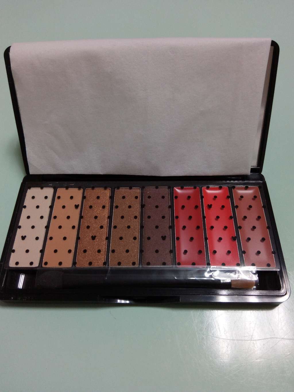 コカコーラ モノ ポップ アイズ/THE FACE SHOP/アイシャドウパレットを使ったクチコミ(2枚目)