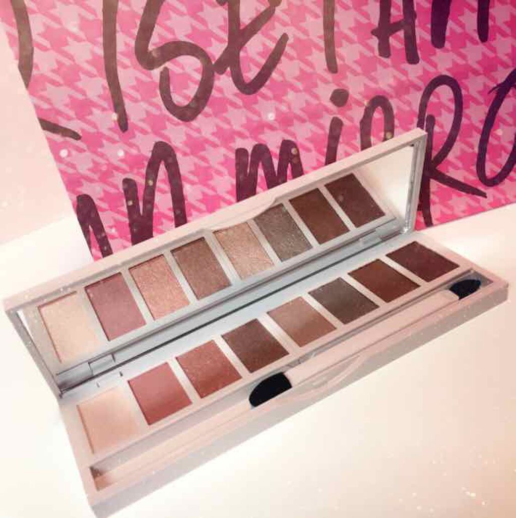 グラマラスヌード アイパレット (クリスマスコフレ 2017)/Visée/メイクアップキットを使ったクチコミ(2枚目)