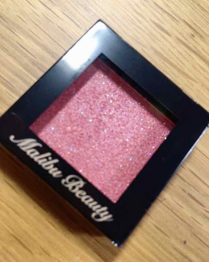 シングルアイシャドウ/マリブビューティー/単色アイシャドウを使ったクチコミ(1枚目)