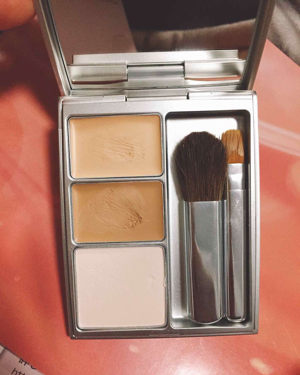 スーパーベーシック コンシーラーパクト/RMK/パレットコンシーラーを使ったクチコミ(2枚目)