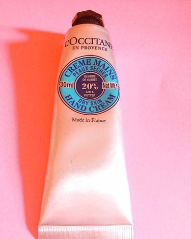 💜【初デパコス】
#デパコス #ハンドクリーム #オススメ #ロクシタン #L'OCCITANE
この商品はL'OCCITANEのハンドクリームです！
デパートコスメかは分かりませんが、お高いイメージが