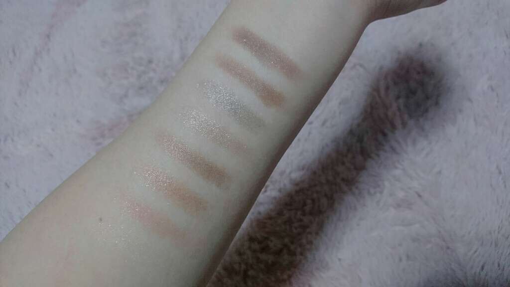 グラマラスヌード アイパレット (クリスマスコフレ 2017)/Visée/メイクアップキットを使ったクチコミ(3枚目)