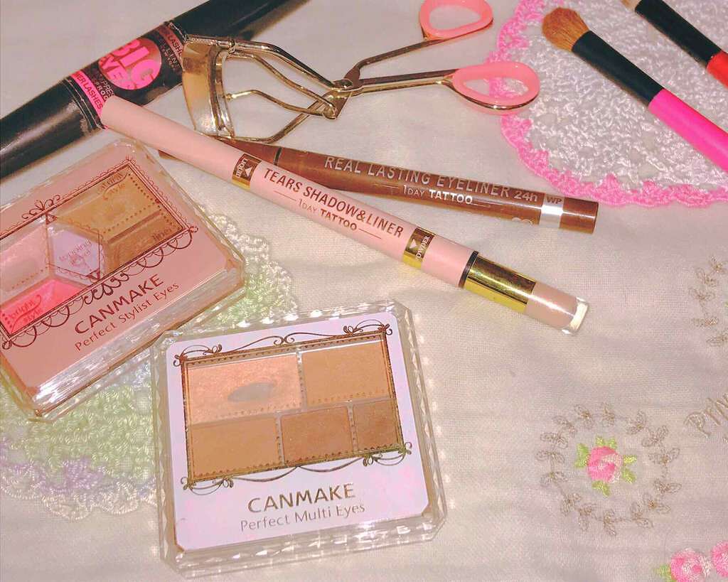 ボリューム エクスプレス ビッグアイ/MAYBELLINE NEW YORK/マスカラを使ったクチコミ（1枚目）